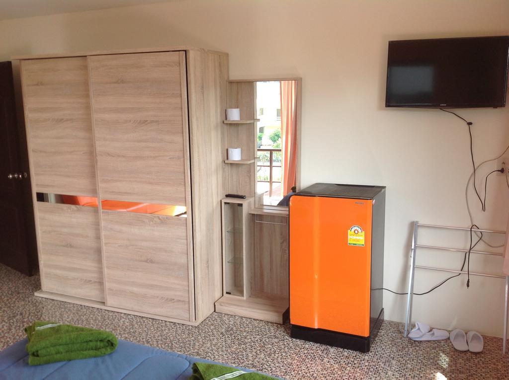 Sea Breeze Guest House Cha-Am Quarto foto