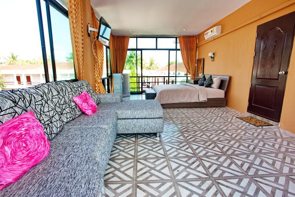 Sea Breeze Guest House Cha-Am Quarto foto