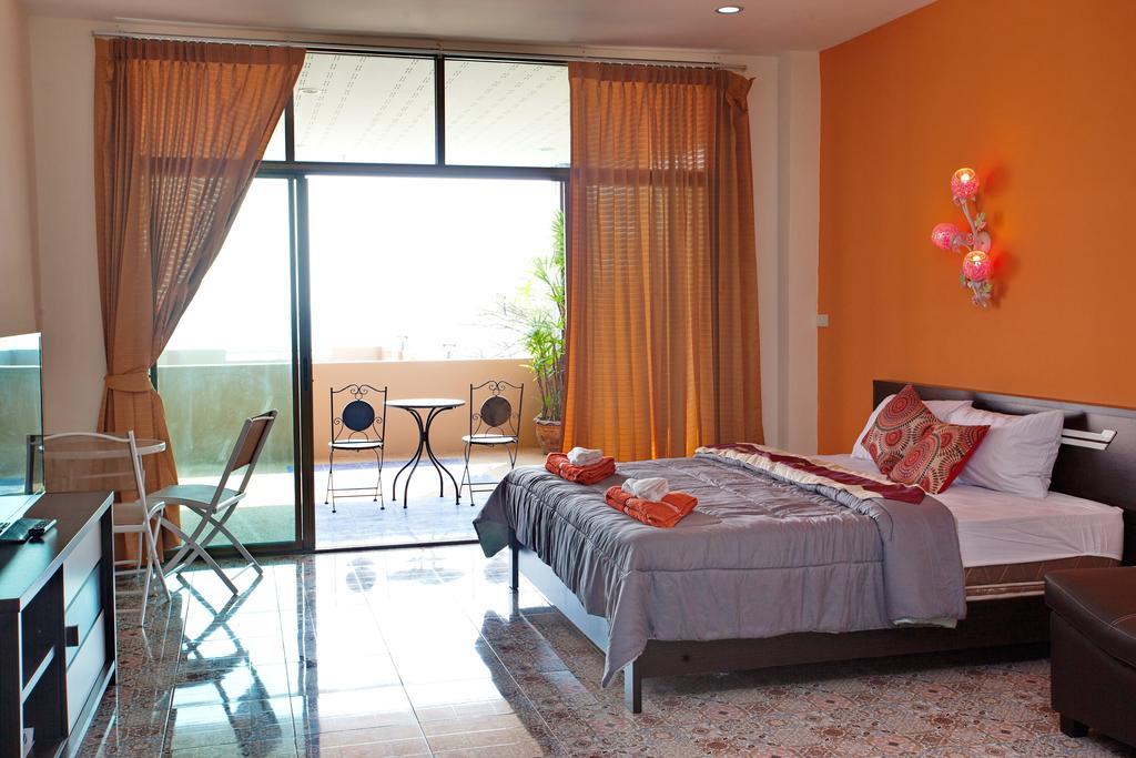 Sea Breeze Guest House Cha-Am Quarto foto