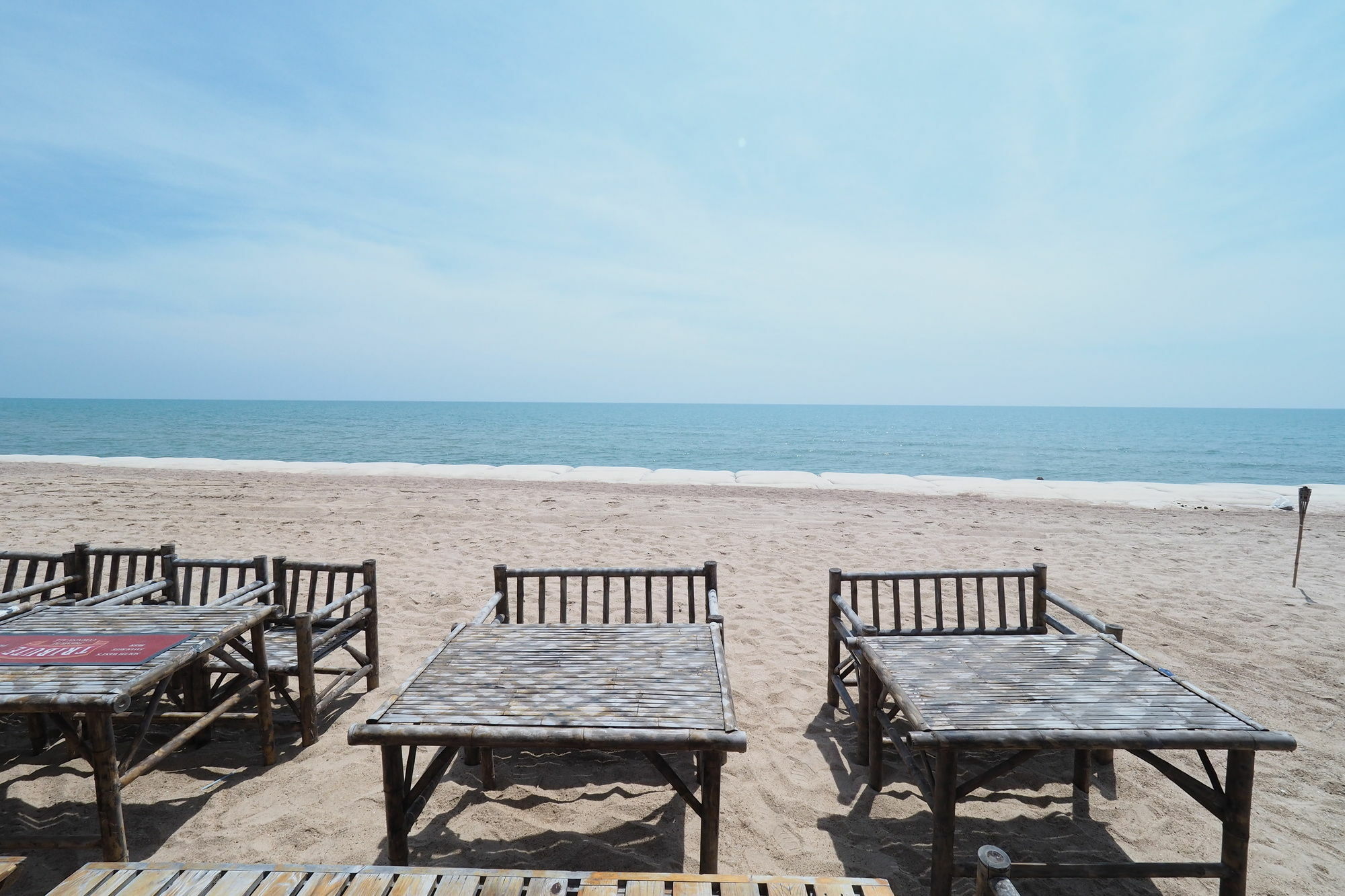 Sea Breeze Guest House Cha-Am Exterior foto